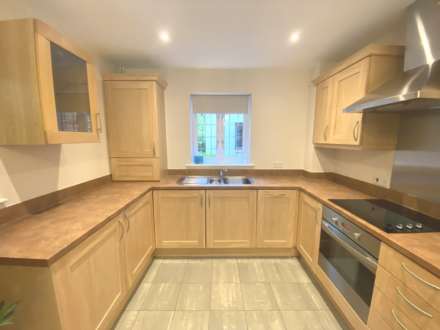 Old Mile House Court, St Albans, Image 3