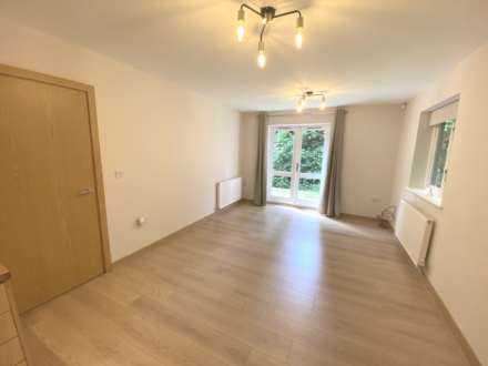 Old Mile House Court, St Albans, Image 4