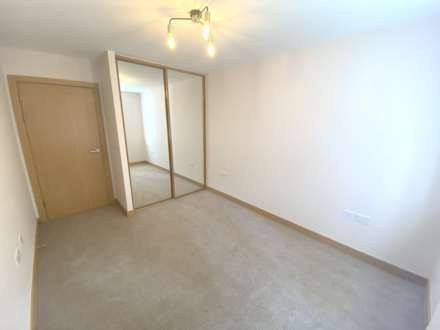 Old Mile House Court, St Albans, Image 6