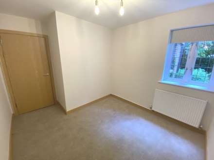 Old Mile House Court, St Albans, Image 9