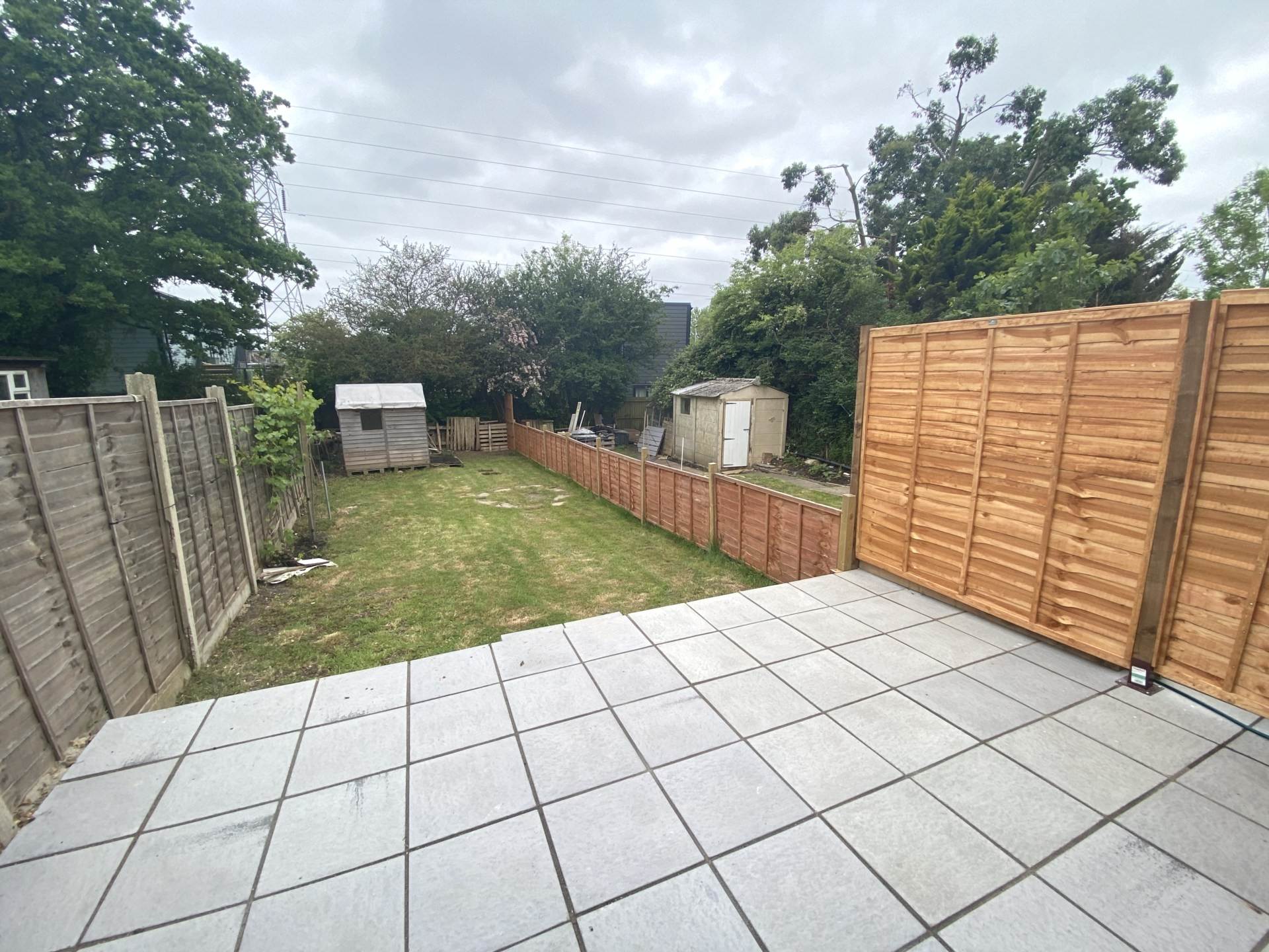 Gateshead Road, Borehamwood, Image 6
