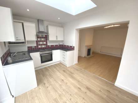 Gateshead Road, Borehamwood, Image 5