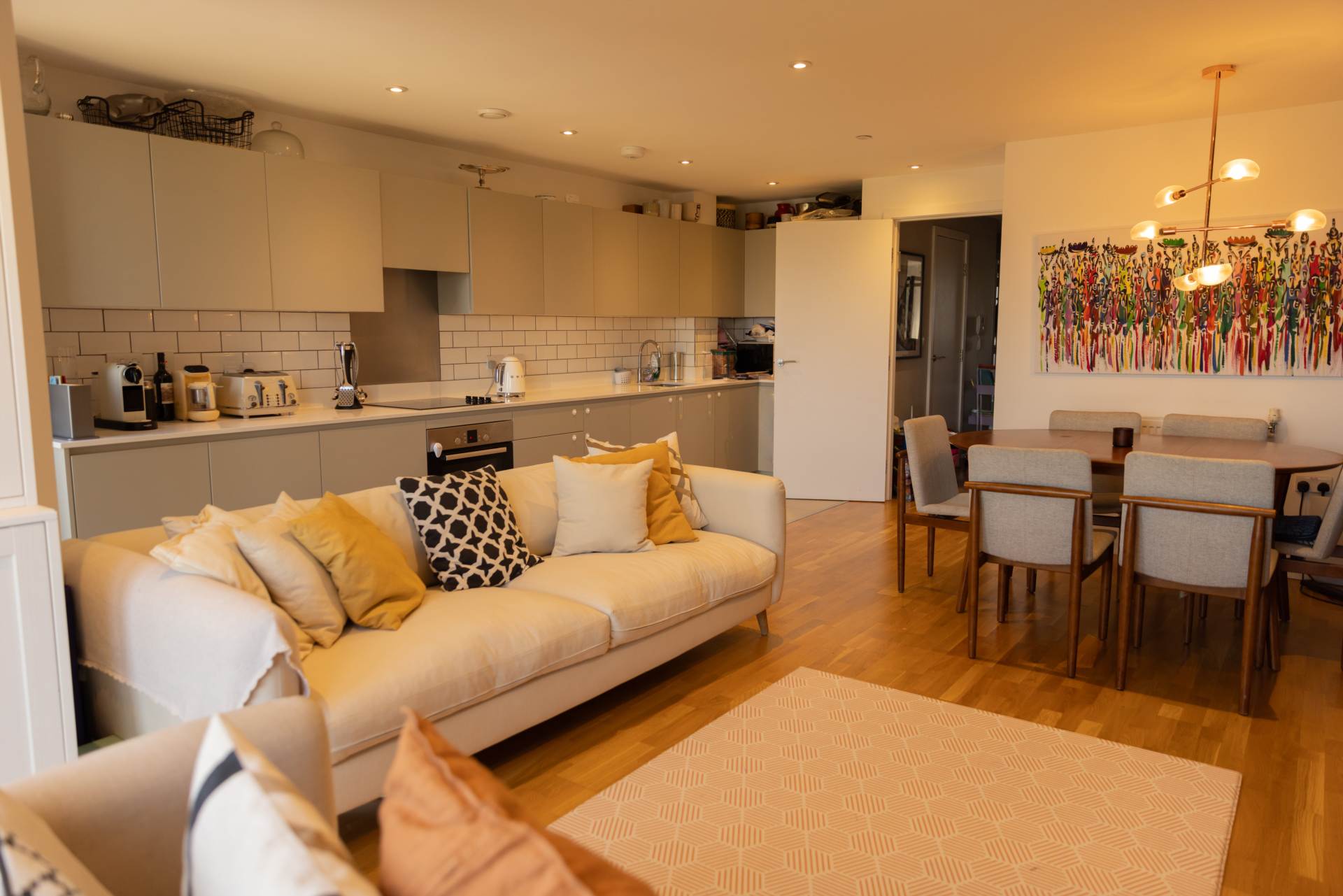 Brook Road, Borehamwood, Image 3