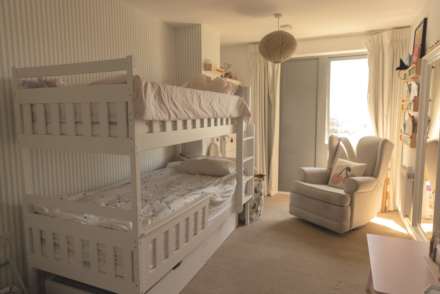 Brook Road, Borehamwood, Image 5