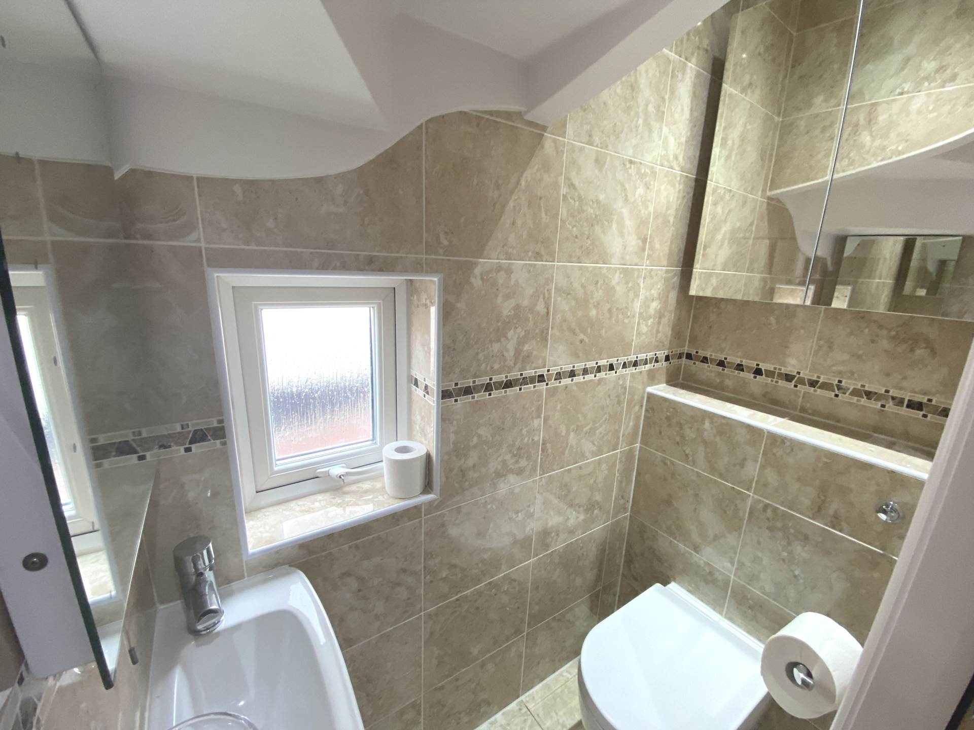 Somers Way, Bushey, Image 9