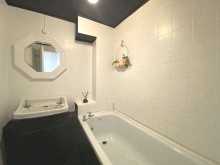 Leeming Road, Borehamwood, Image 9