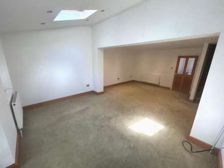 Wilcox Close, Borehamwood, Image 3