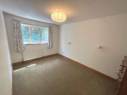 Wilcox Close, Borehamwood, Image 8