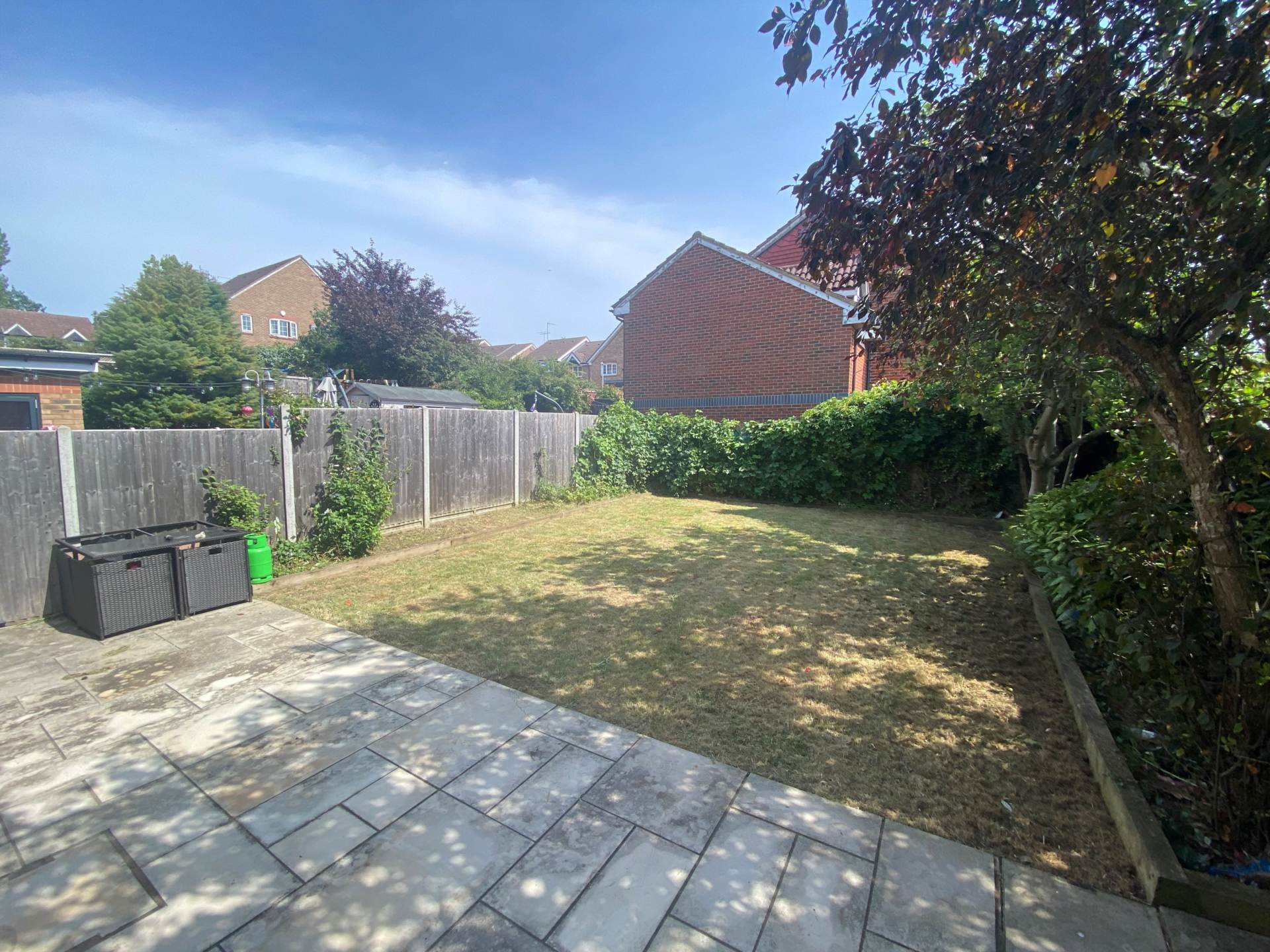 Robeson Way, Borehamwood, Image 7