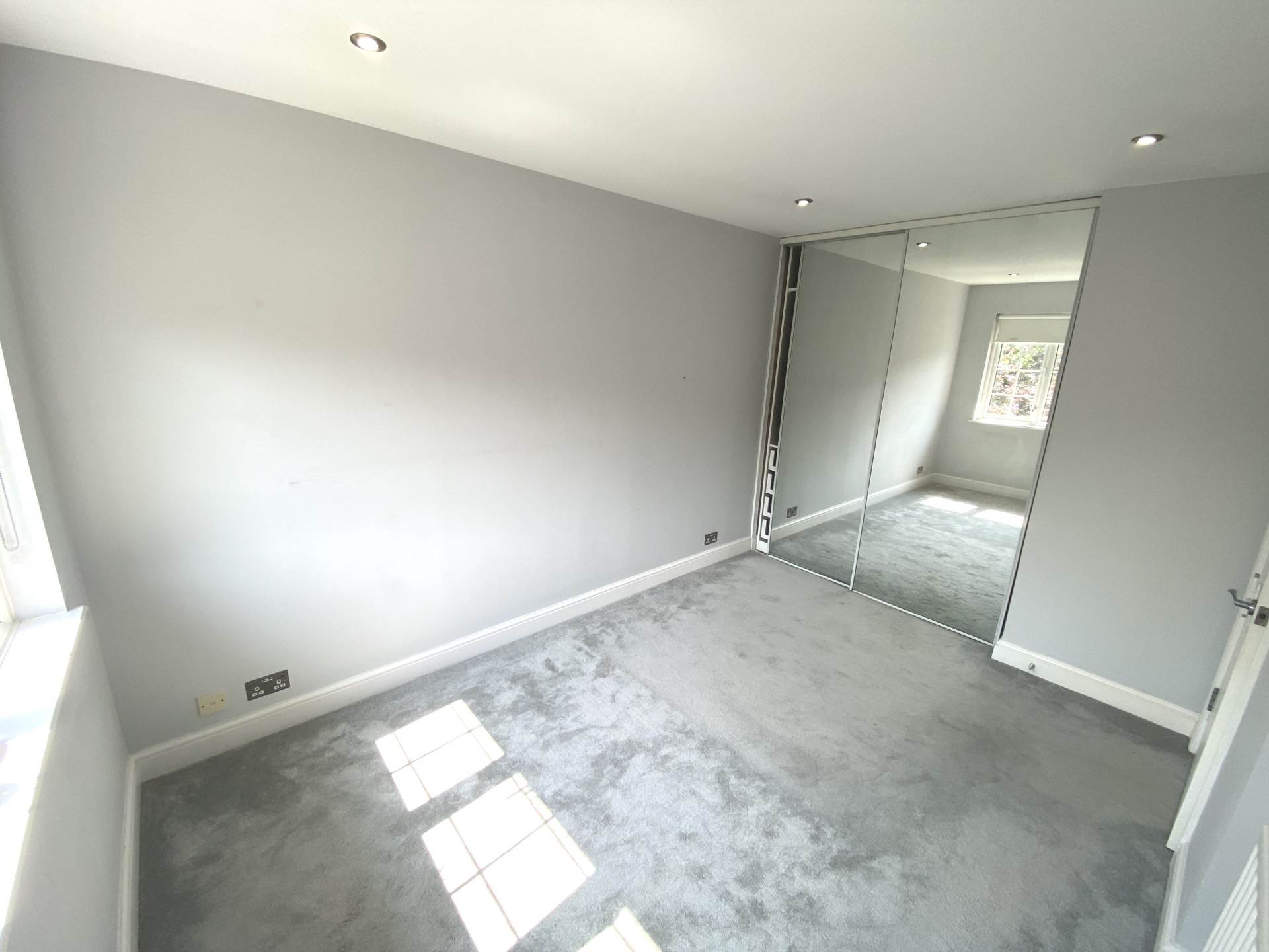 Robeson Way, Borehamwood, Image 9