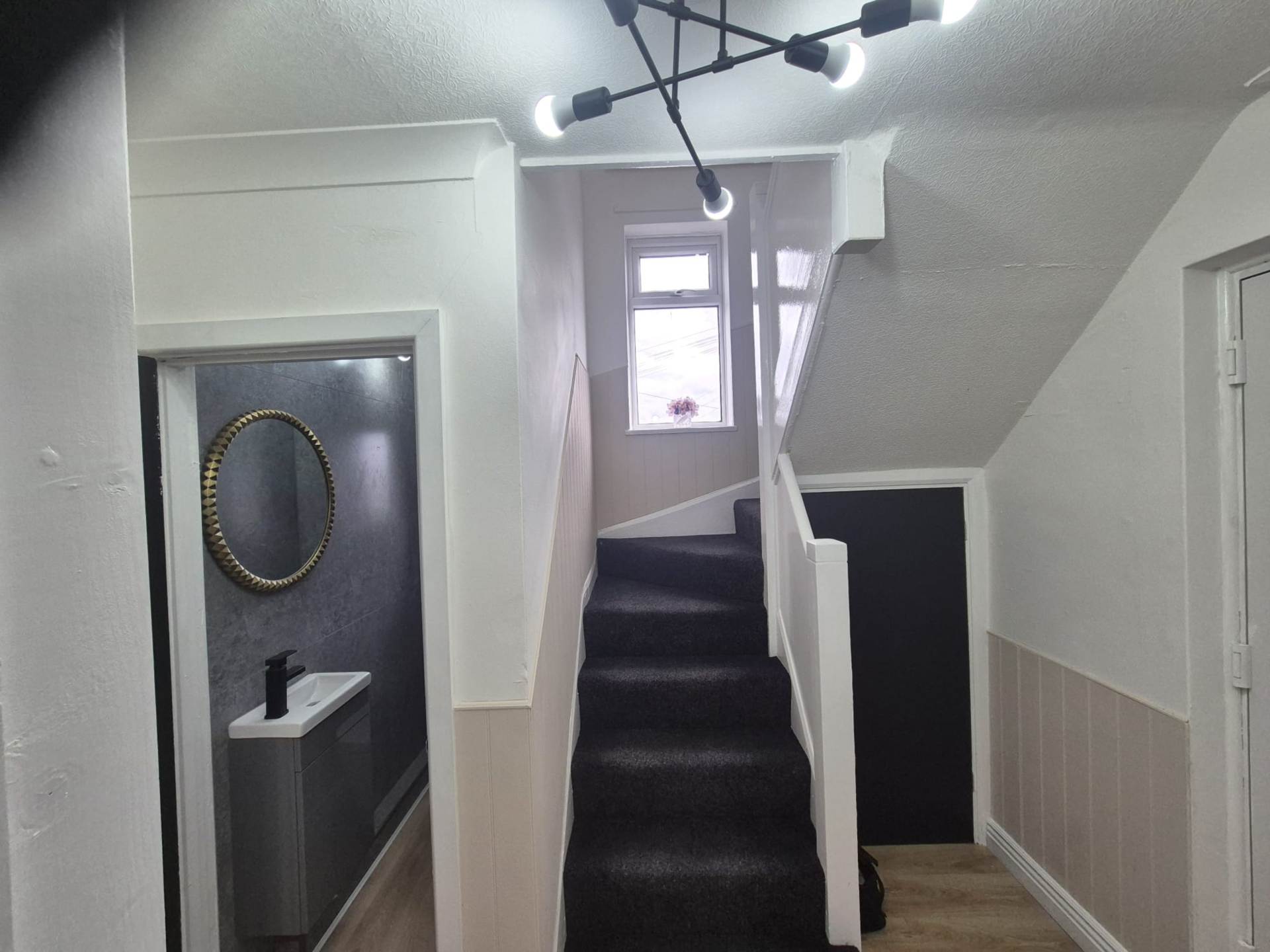 Holmewood Crescent, Nottingham, Image 14