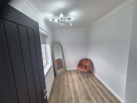 Holmewood Crescent, Nottingham, Image 11