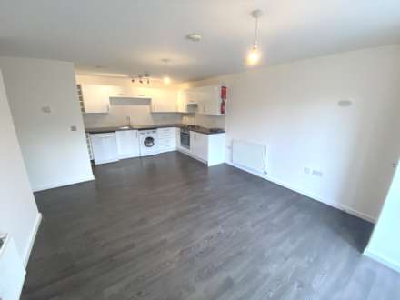 Todd Close, Borehamwood, Image 2