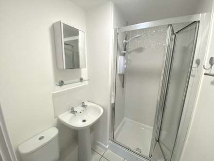 Todd Close, Borehamwood, Image 8