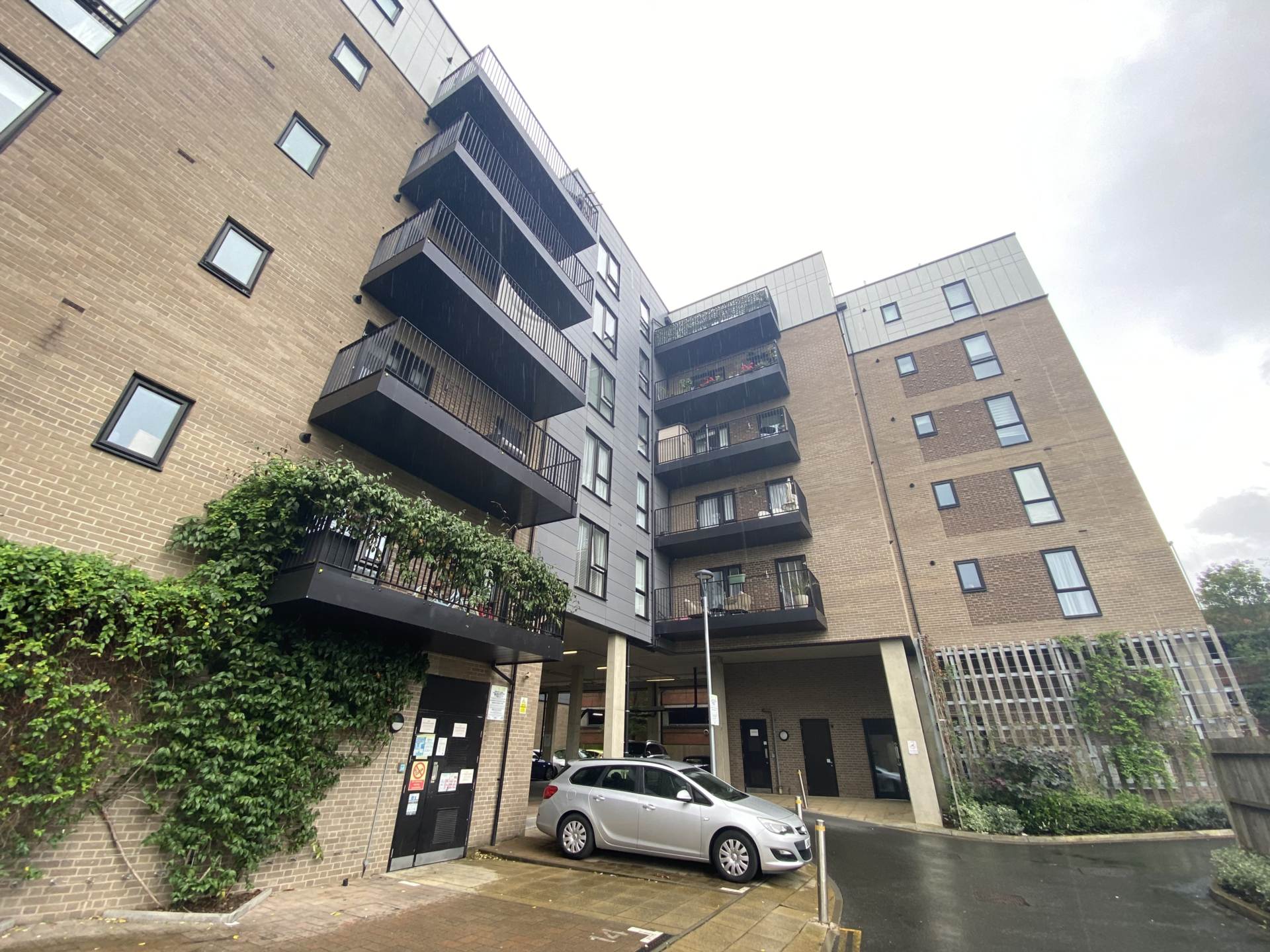 Elstree Way, Borehamwood, Image 1