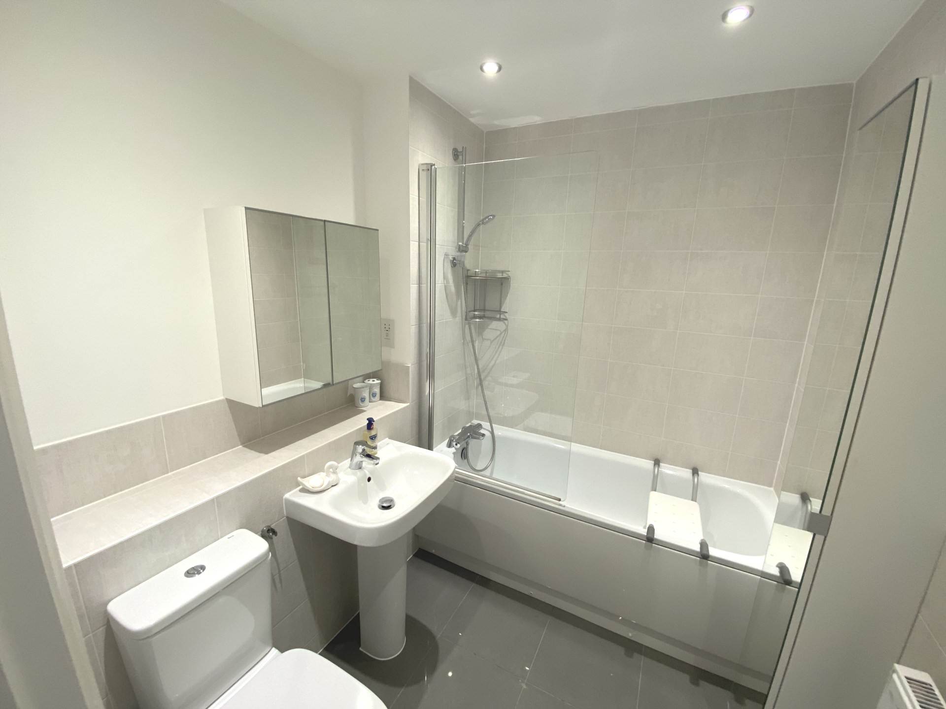 Elstree Way, Borehamwood, Image 10