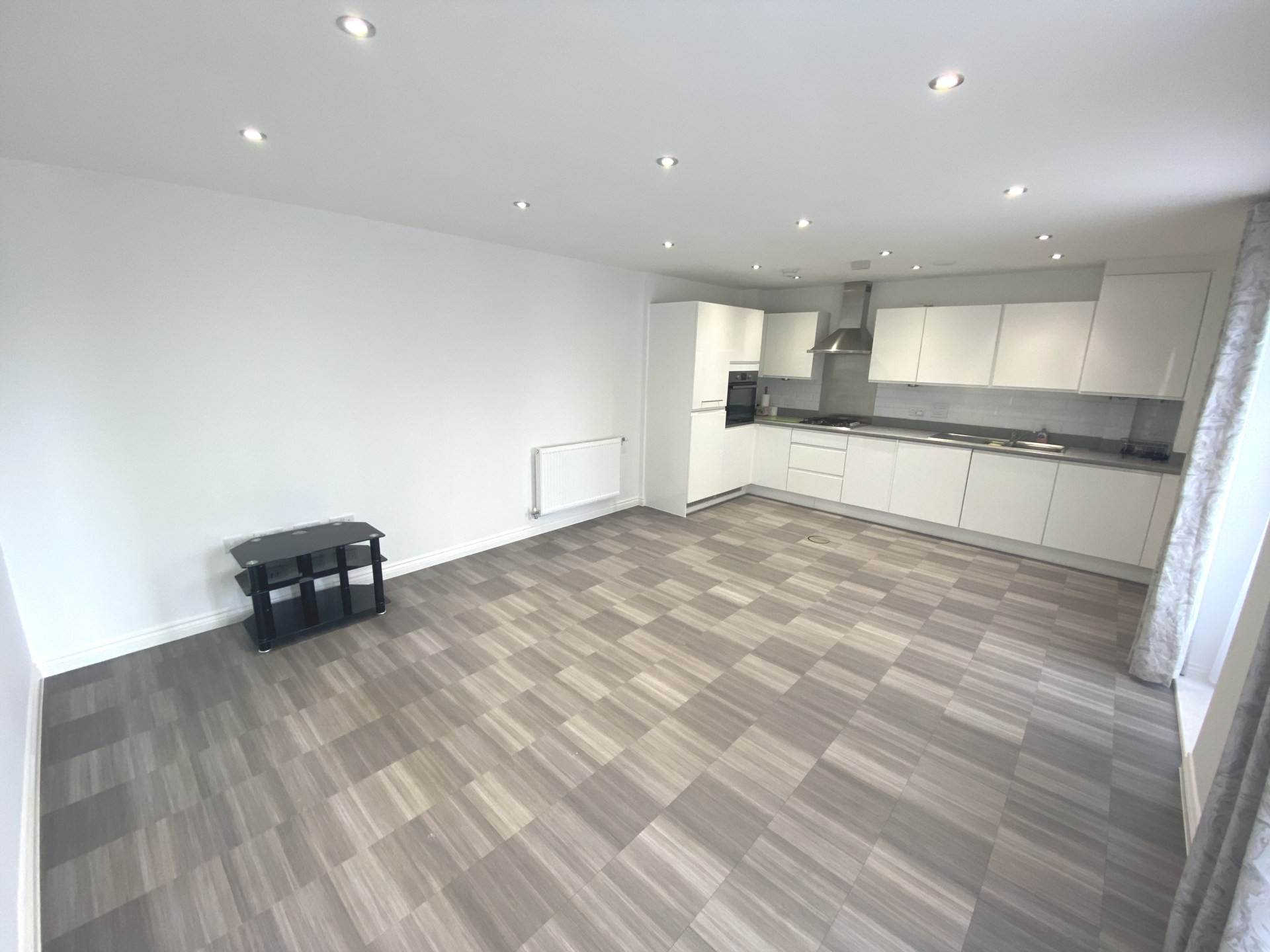 Elstree Way, Borehamwood, Image 2