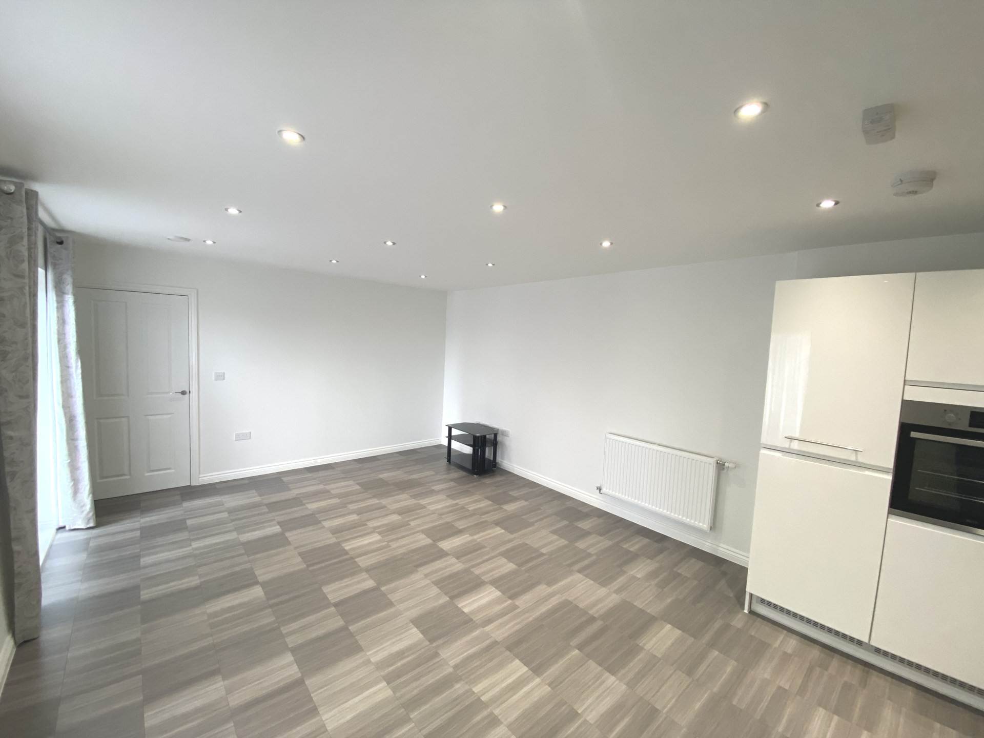 Elstree Way, Borehamwood, Image 4