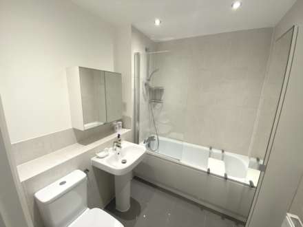Elstree Way, Borehamwood, Image 10
