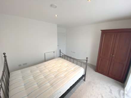 Elstree Way, Borehamwood, Image 7