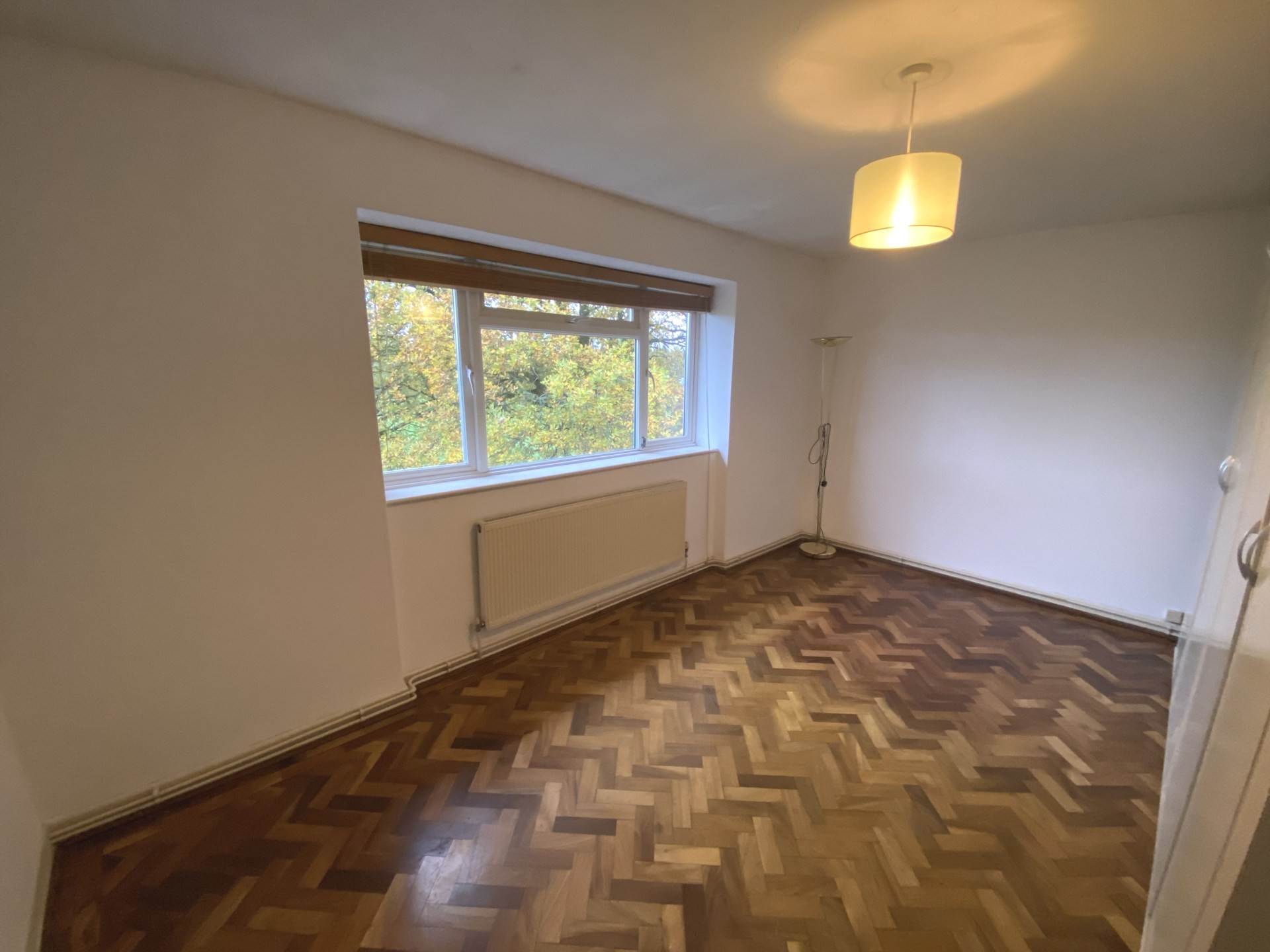 Knowl Park, Elstree, Image 14