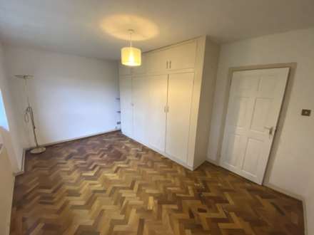 Knowl Park, Elstree, Image 13