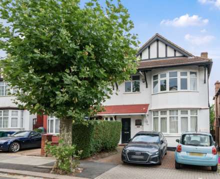 2 Bedroom Flat, Sevington Road, London