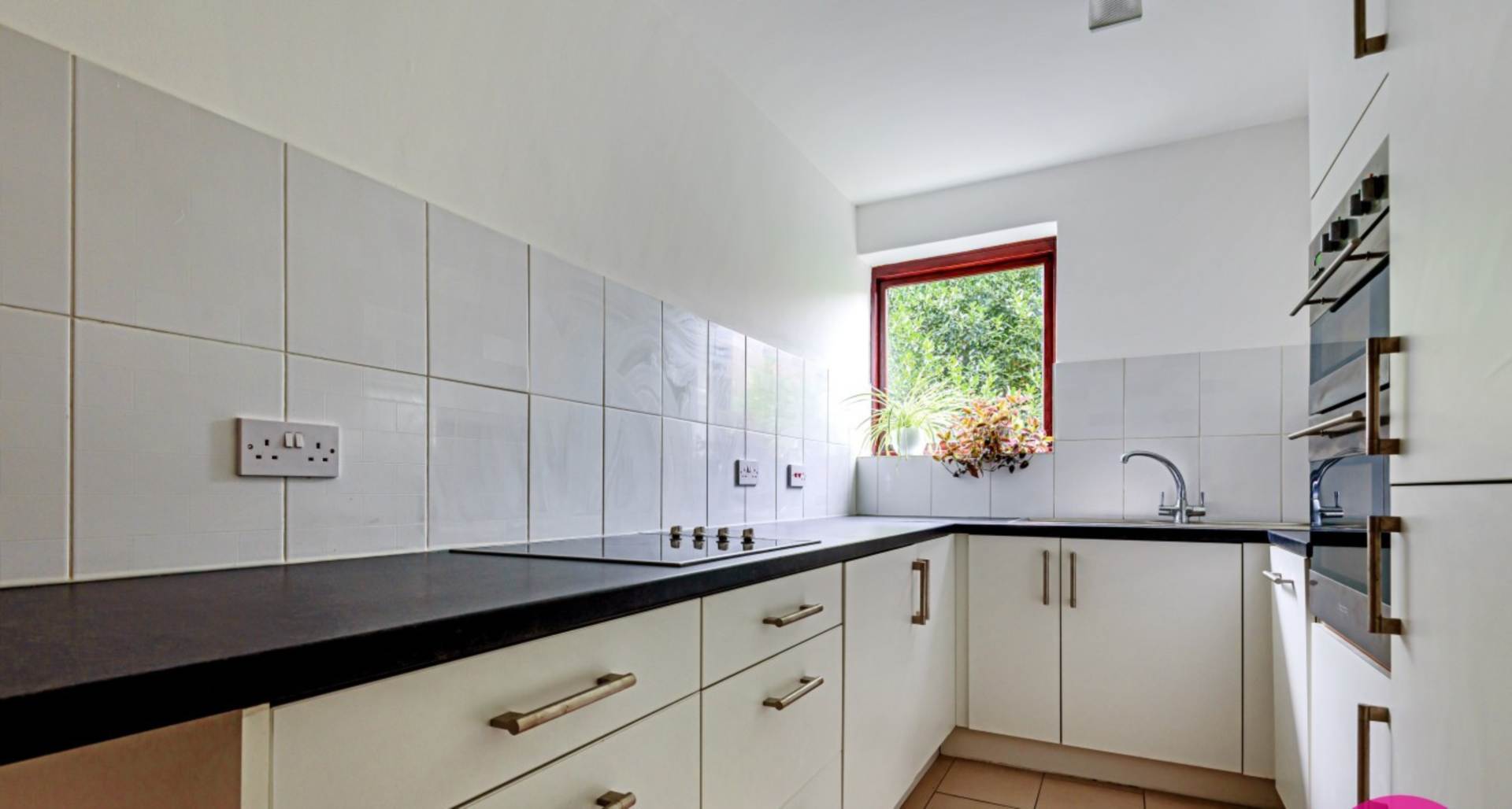 Woodside Grove, Woodside Park, Image 7