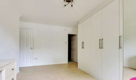 Woodside Grove, Woodside Park, Image 10