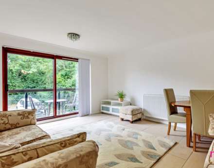 Woodside Grove, Woodside Park, Image 2