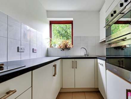 Woodside Grove, Woodside Park, Image 8