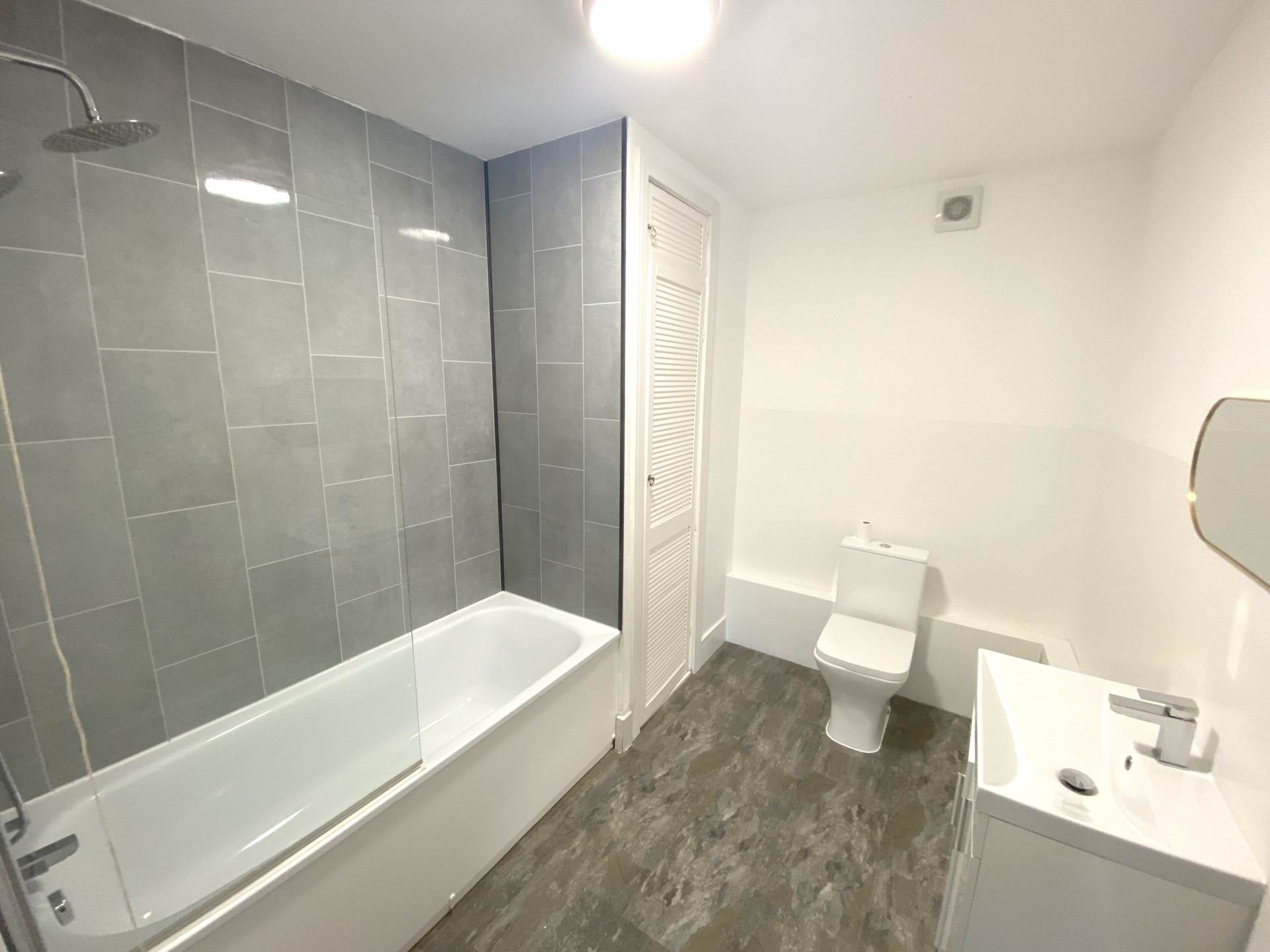 Broadhurst Avenue, Edgware, Image 8