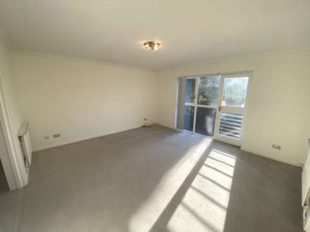 Broadhurst Avenue, Edgware, Image 3