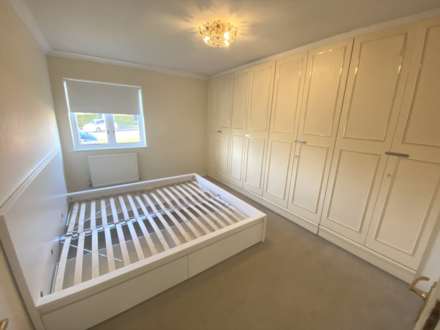 Broadhurst Avenue, Edgware, Image 6