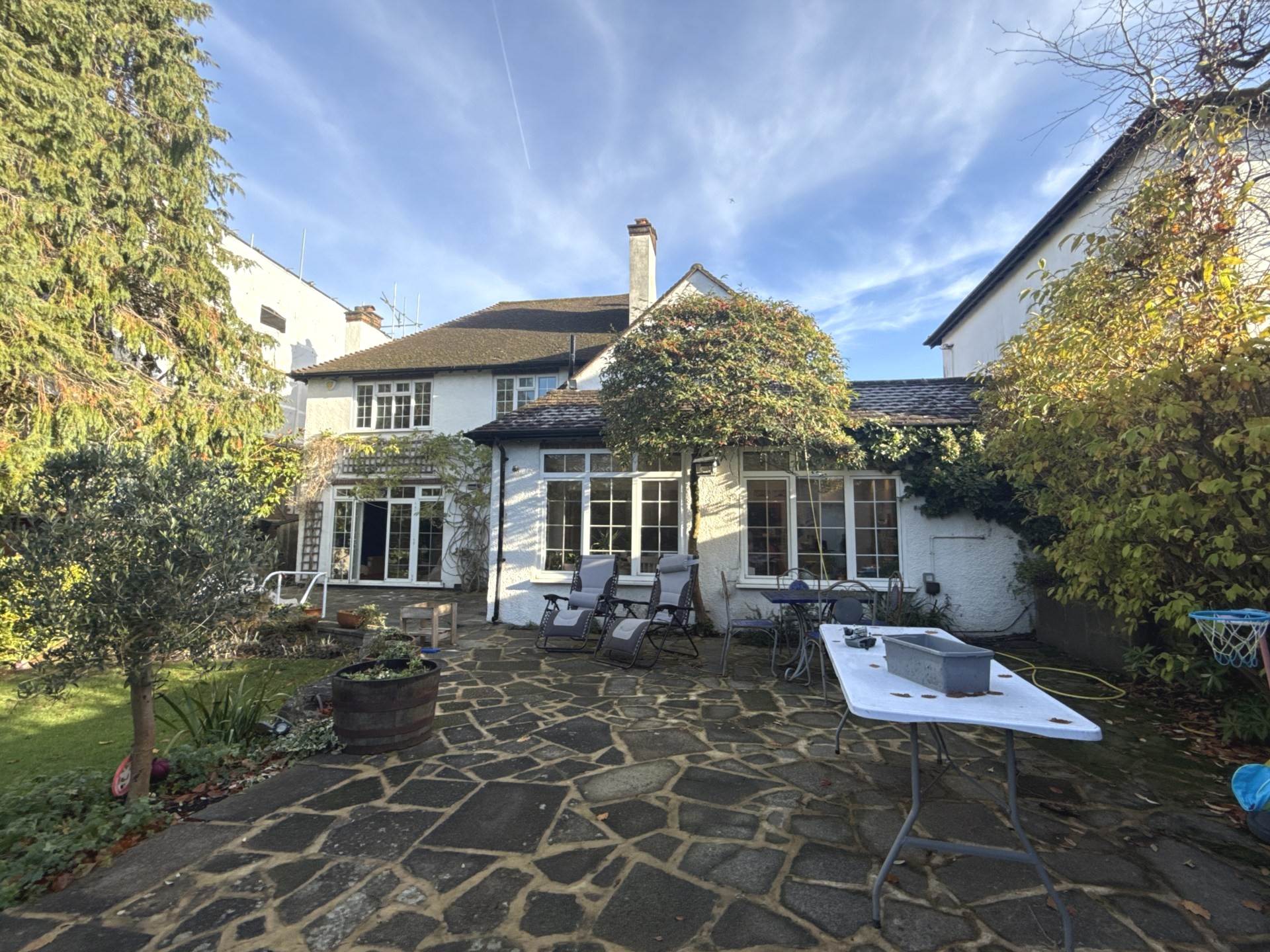 Deacons Hill Road, Elstree, Image 4