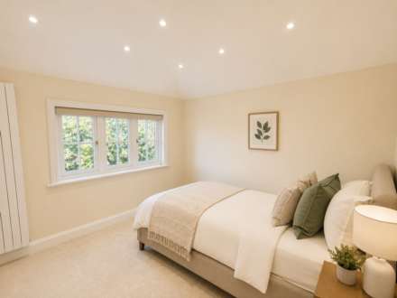 Deacons Hill Road, Elstree, Image 17