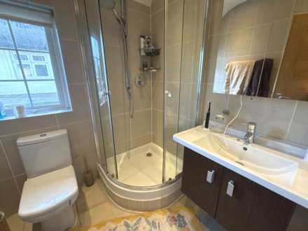 Deacons Hill Road, Elstree, Image 9