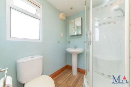 Theobald Street, Borehamwood, Image 20