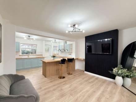 Property For Rent Manton Crescent, Beeston, Nottingham