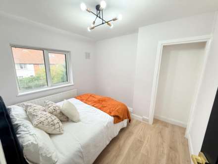 Manton Crescent, Beeston, Image 11