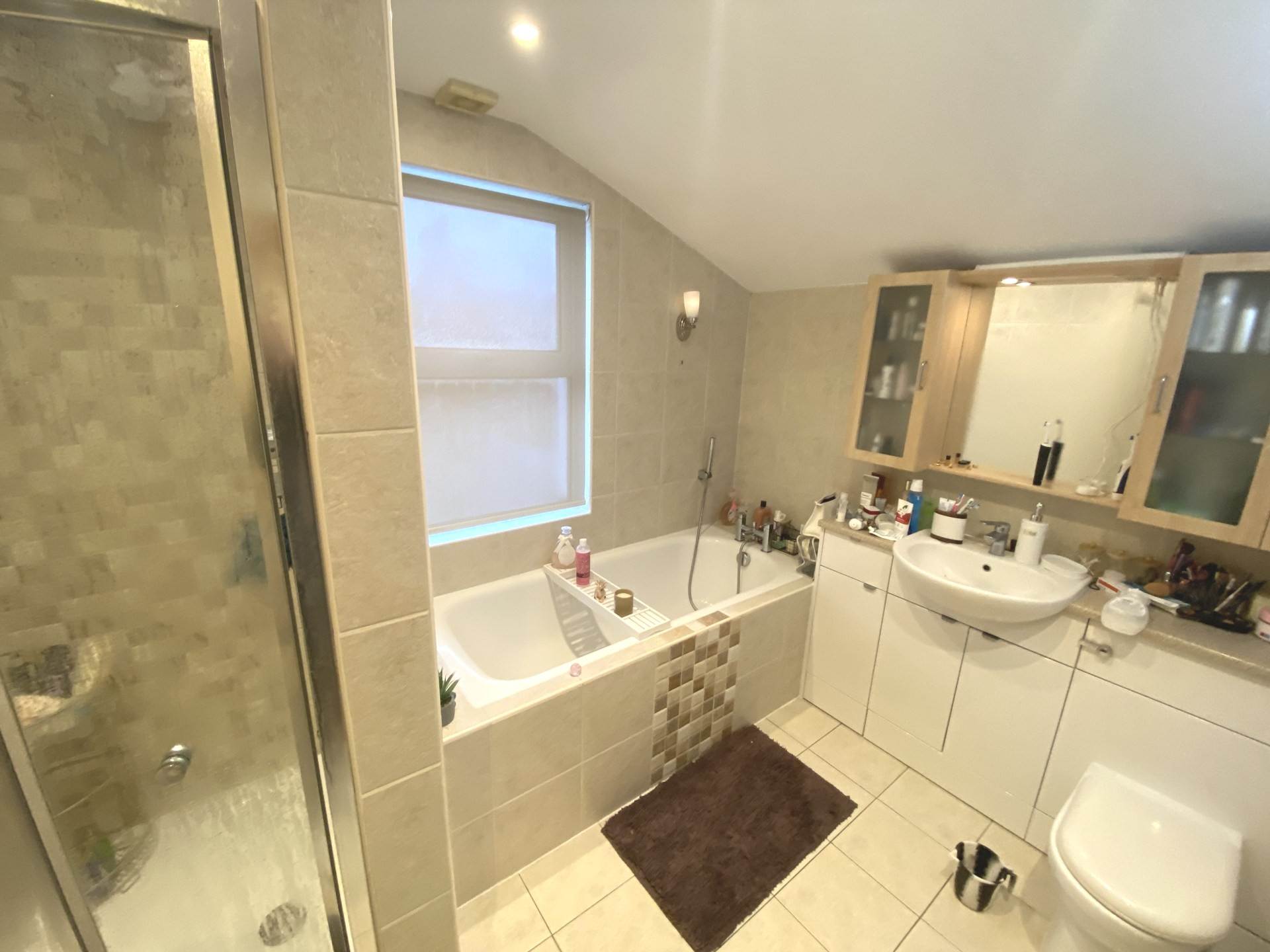 Parkhurst Road, London, Image 11