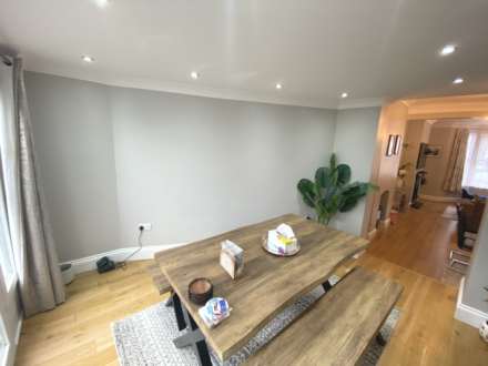 Parkhurst Road, London, Image 4