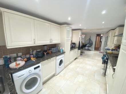 Parkhurst Road, London, Image 9