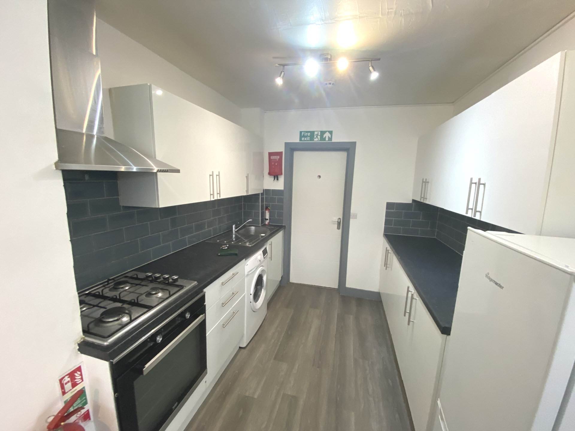 Leavesden Road, Watford, Image 6