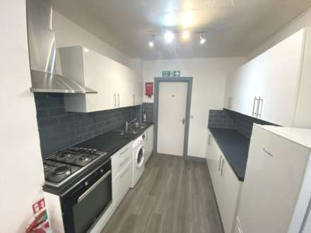 Leavesden Road, Watford, Image 6