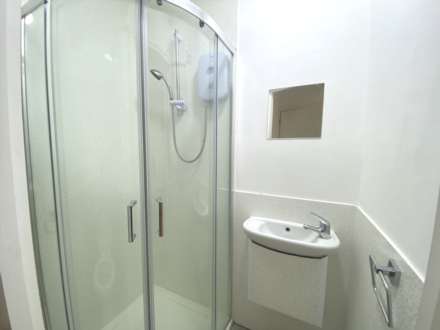 Leavesden Road, Watford, Image 2