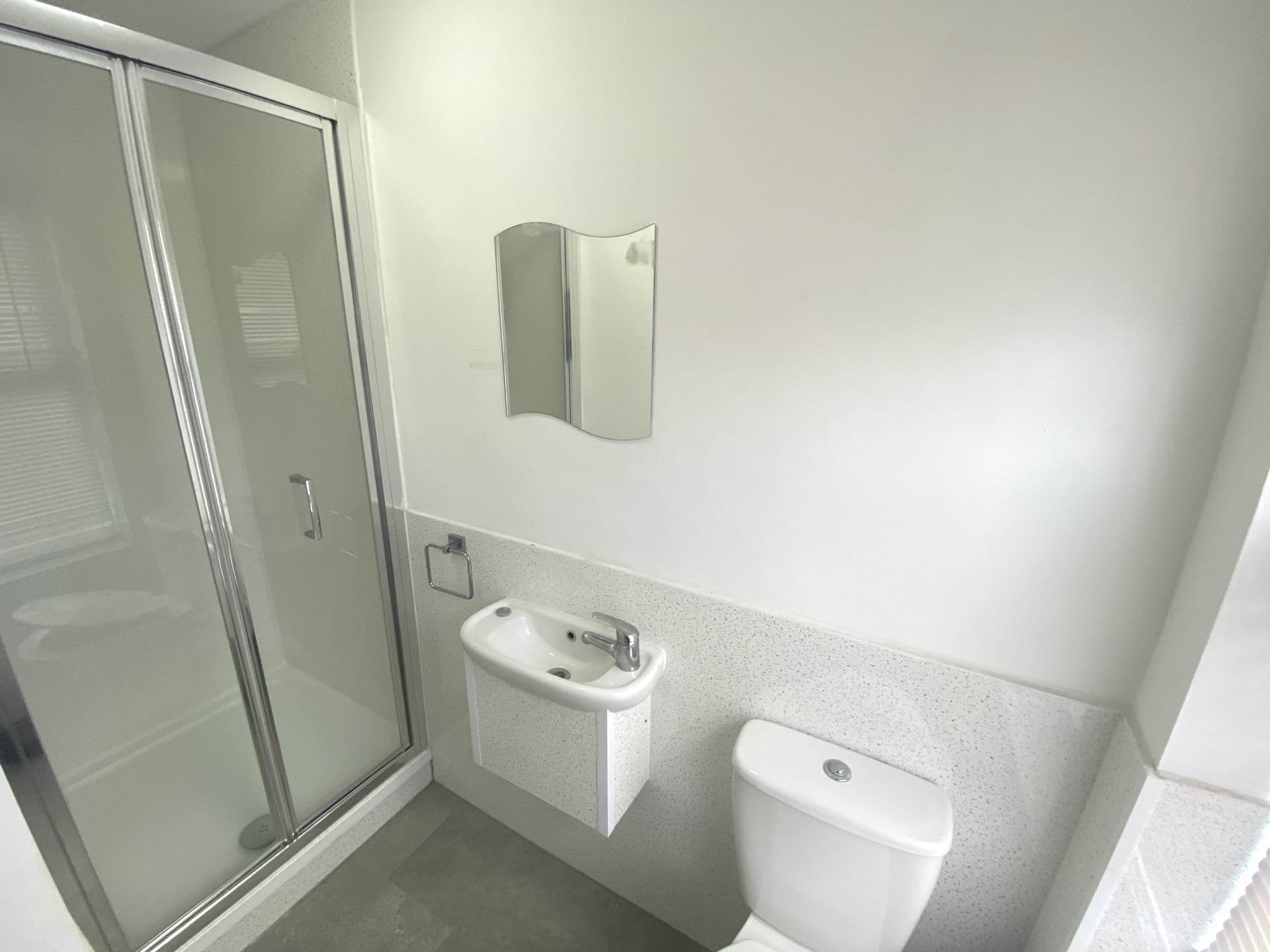 Leavesden Road, Watford, Image 3