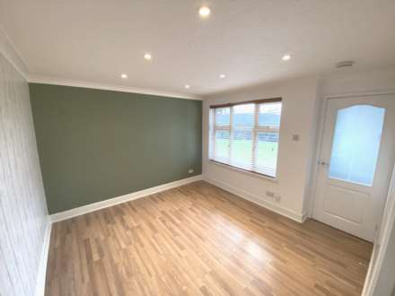 The Campions, Borehamwood, Image 2