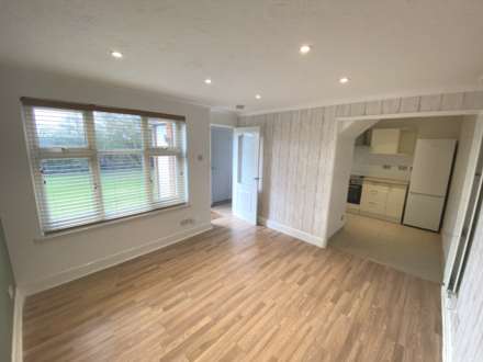 The Campions, Borehamwood, Image 3