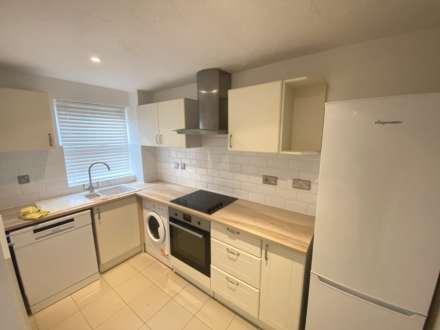 The Campions, Borehamwood, Image 5